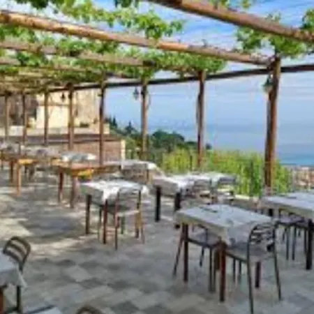 Nido Tra Gli Ulivi Apartment Finale Ligure Exterior photo